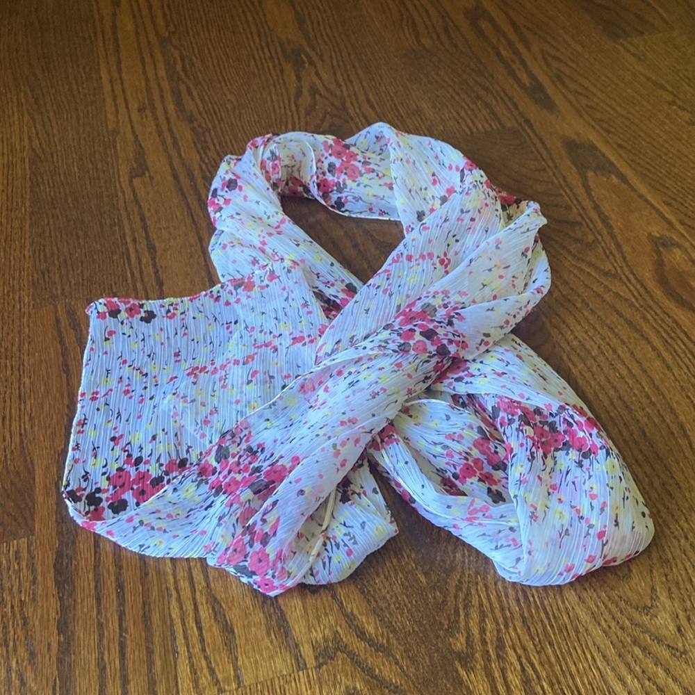 Scarf! - Picture 4 of 4